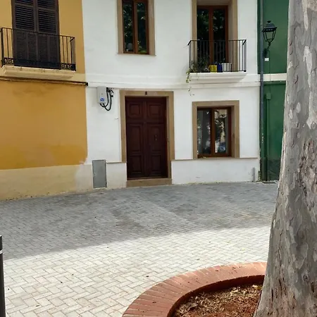 Del Tenor Dénia